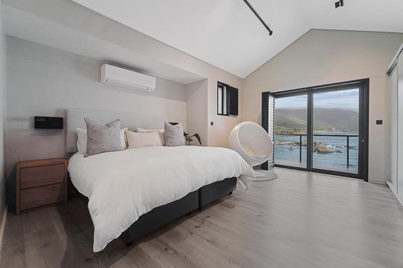 5 Bedroom Property for Sale in Bantry Bay Western Cape